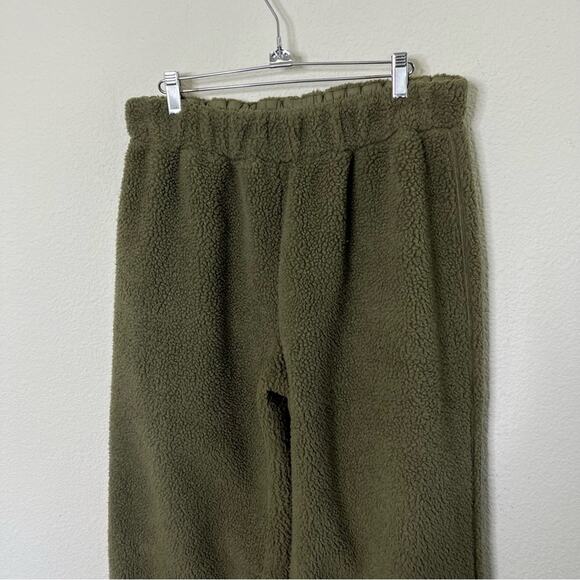 Entire Studios Sherpa Fluffy Green Sweatpants Wide Leg Womens Pant Size L - Picture 2 of 7